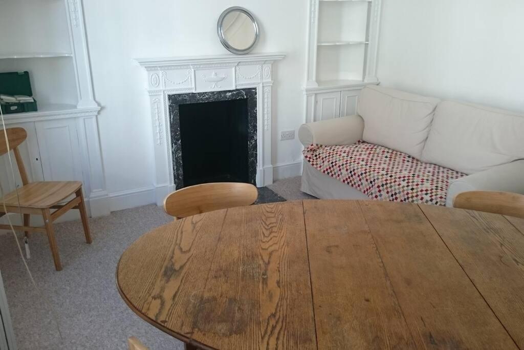 Central London Flat. Georgian Terrace. Bright. Bagian luar foto